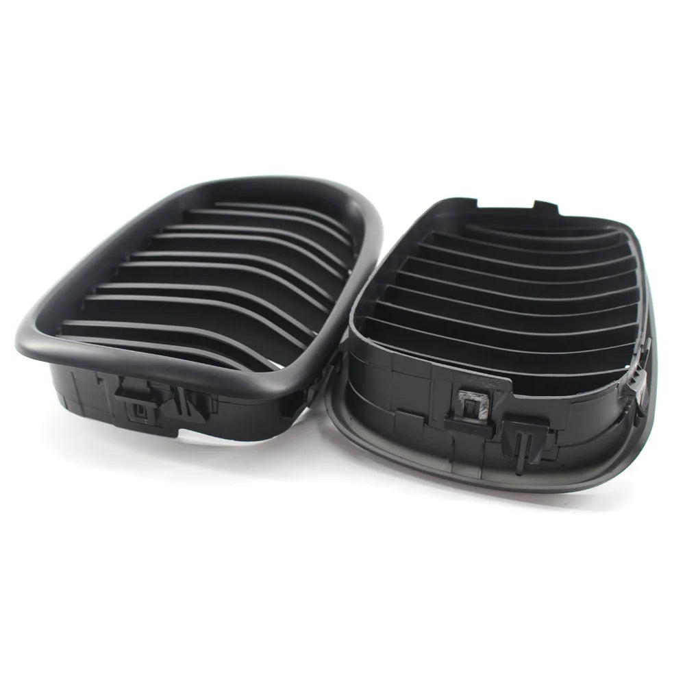 Velox Racing™ Blacked Out E39 Kidney Grills